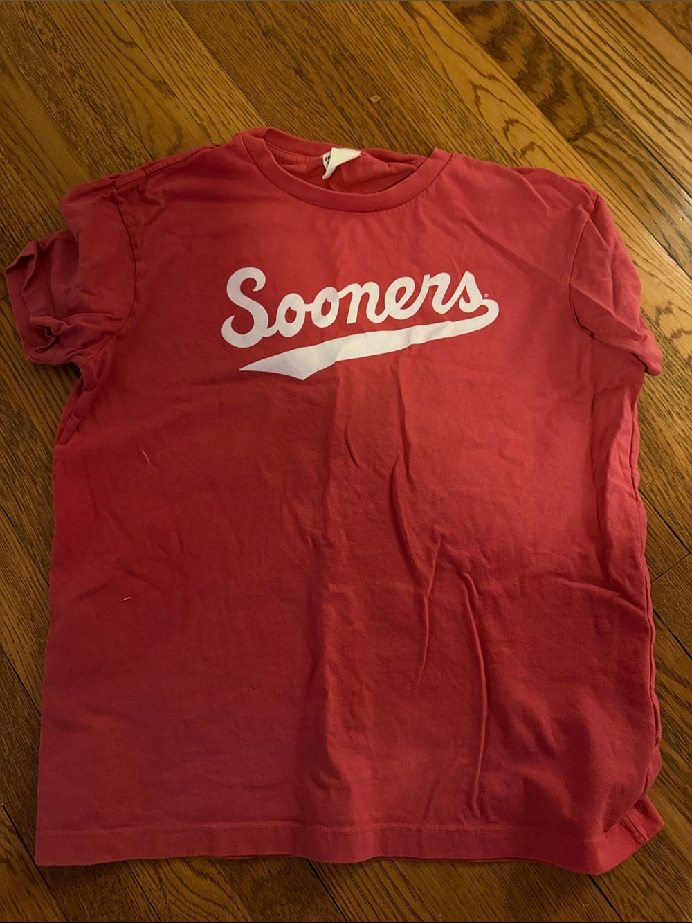Sooners Red Graphic Tee with White Script